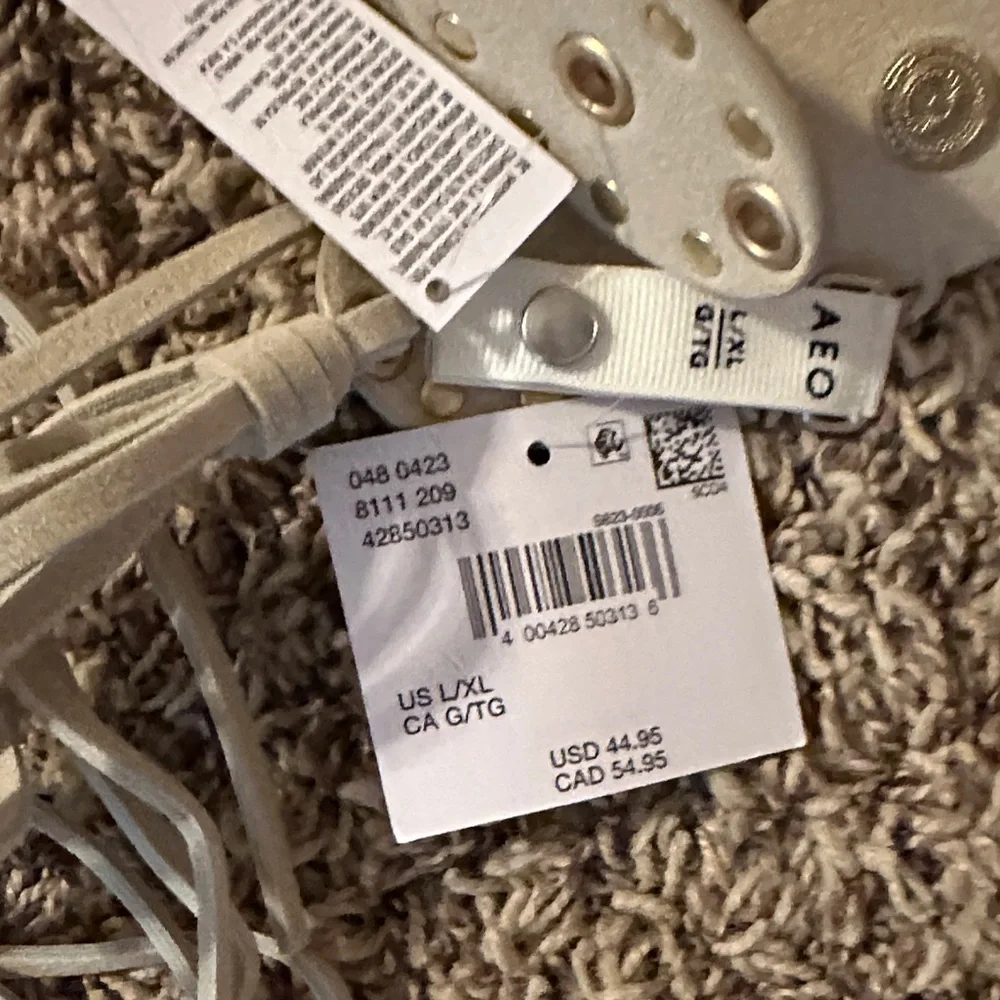 American Eagle Outfitters Cream Belt - Picture 3 of 4